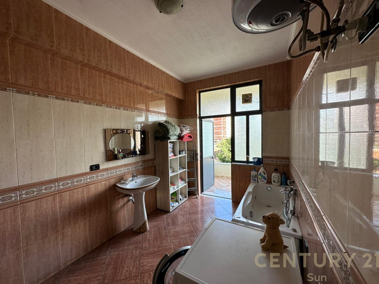 VILE PER QIRA NE UNAZE TE RE!