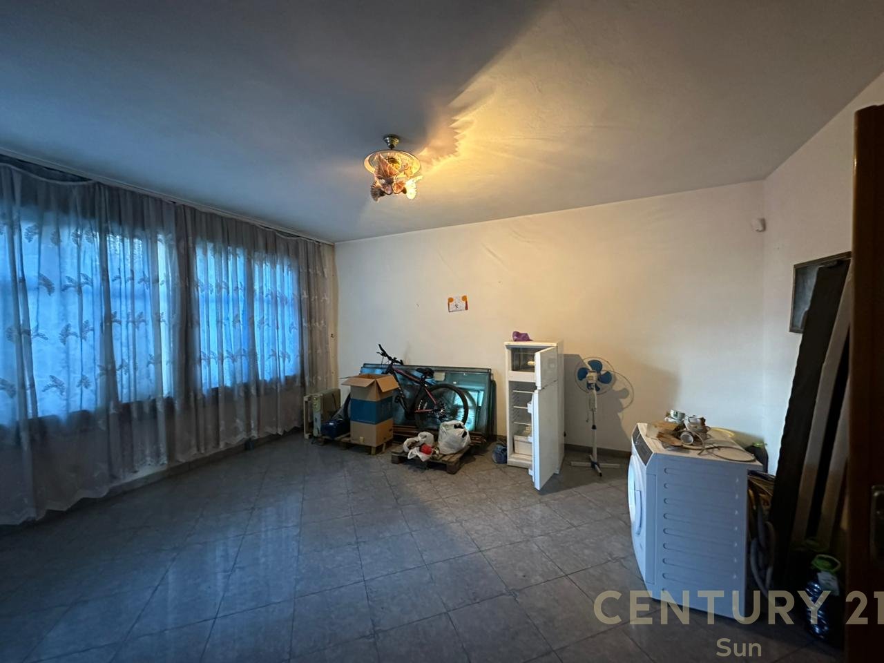 VILE PER QIRA NE UNAZE TE RE!