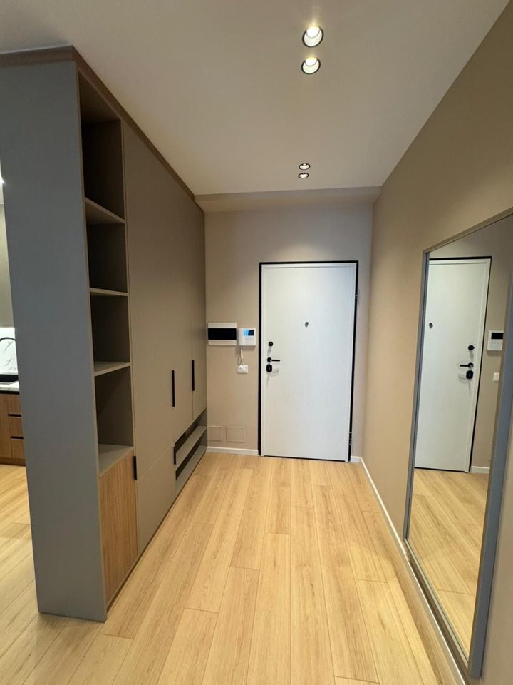 APARTAMENT LUKSOZ 1+1  PER QIRA,PRANE BULEVARDIT"ISMAIL QEMALI!