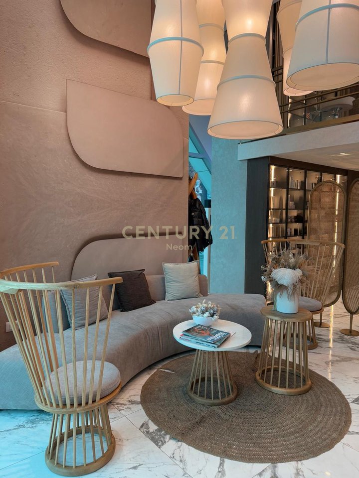 For Rent – Aesthetic Space in a Super Elite Area