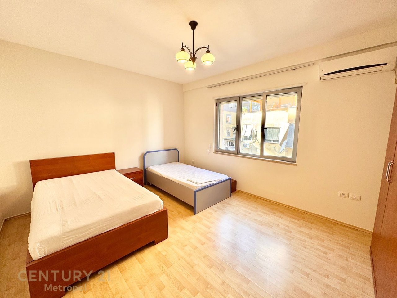 APARTMENT 2+1+2 FOR RENT IN BLLOK!