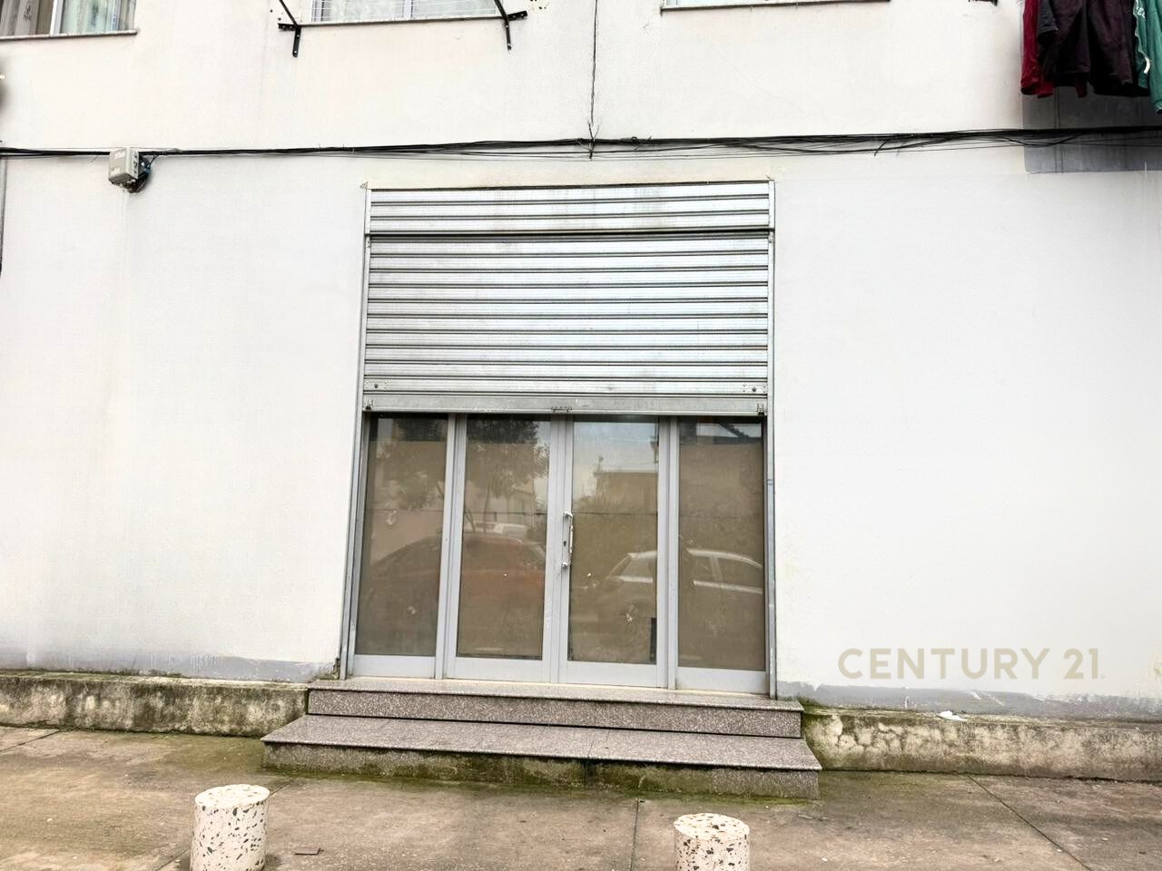 Sto affittando un negozio nella zona di Misto Mames!!