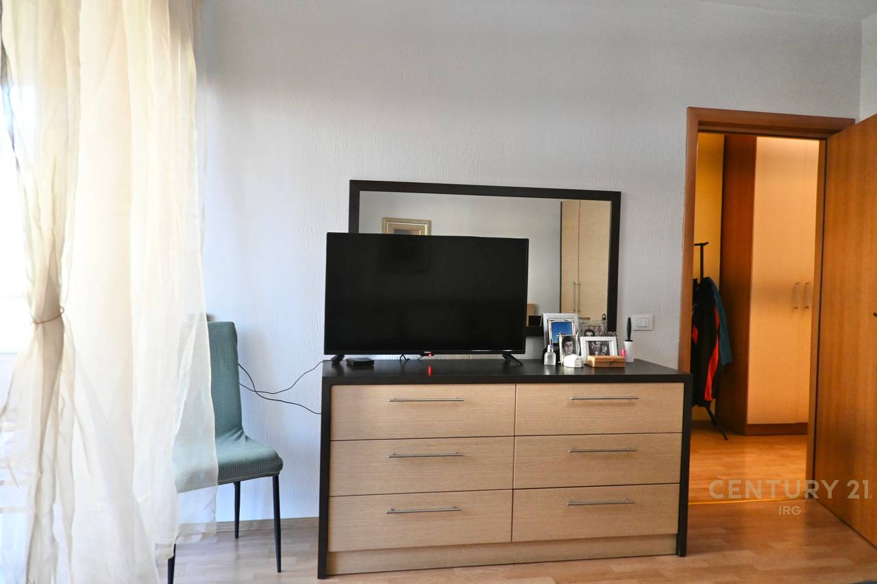 Apartament për Shitje në Rrugën e Kavajës