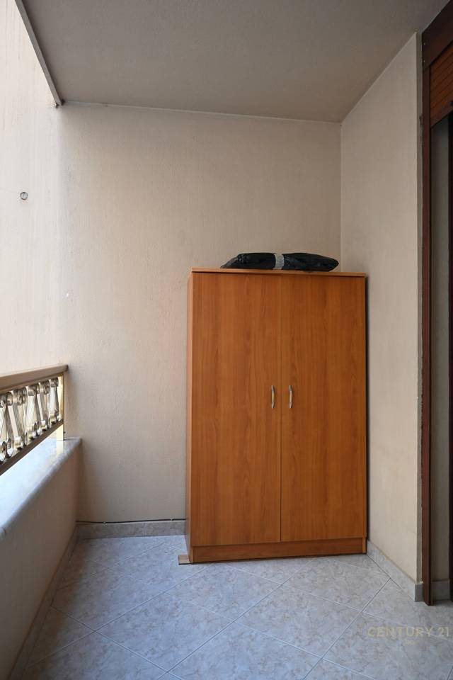 Apartament për Shitje në Rrugën e Kavajës