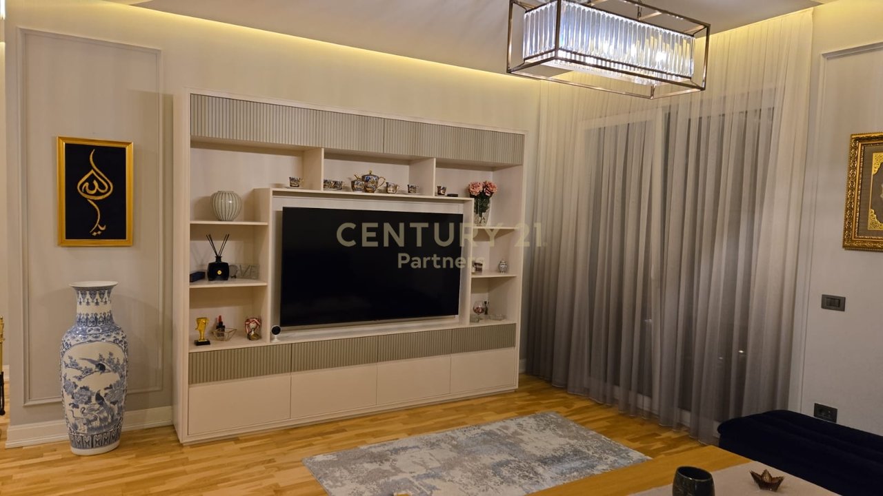 JOY RESIDENCES TEG – JEPET ME QIRA APARTAMENT LUKSOZ