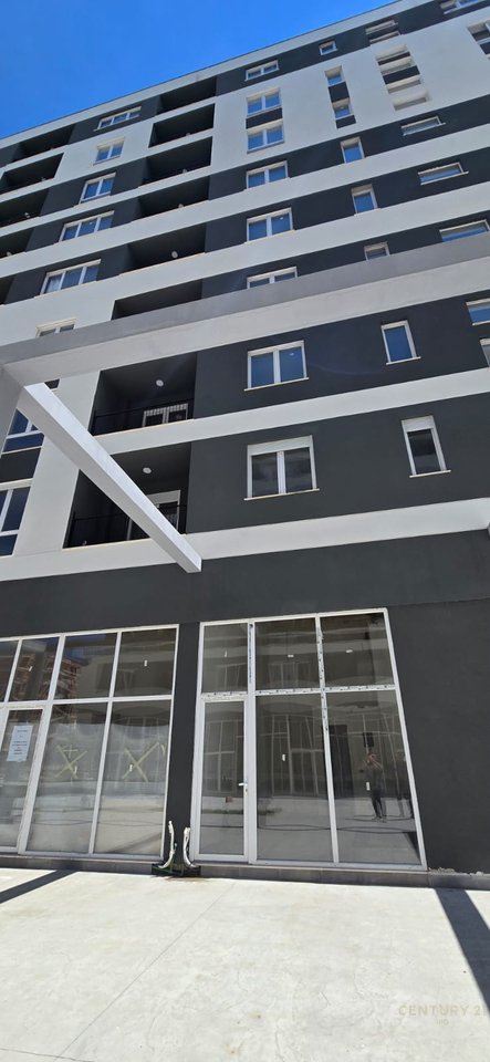 Njësi shërbimi për shitje në Univers City – QTU