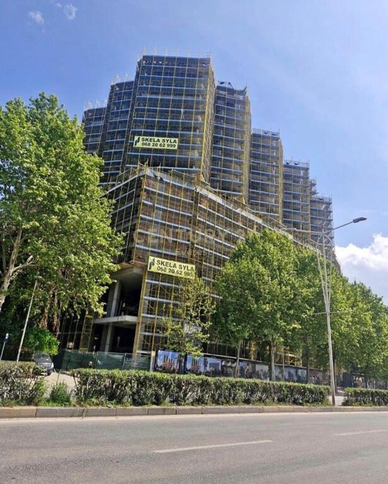 COLONNADE RESIDENCE, SHESIM APARTAMENT 2+1+2+VERANDE!