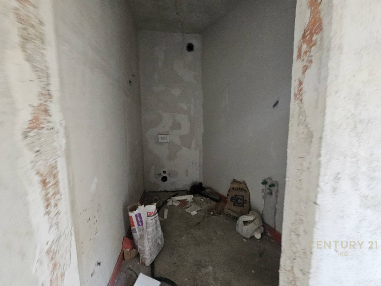 Welcome to Swan Lake Residence!