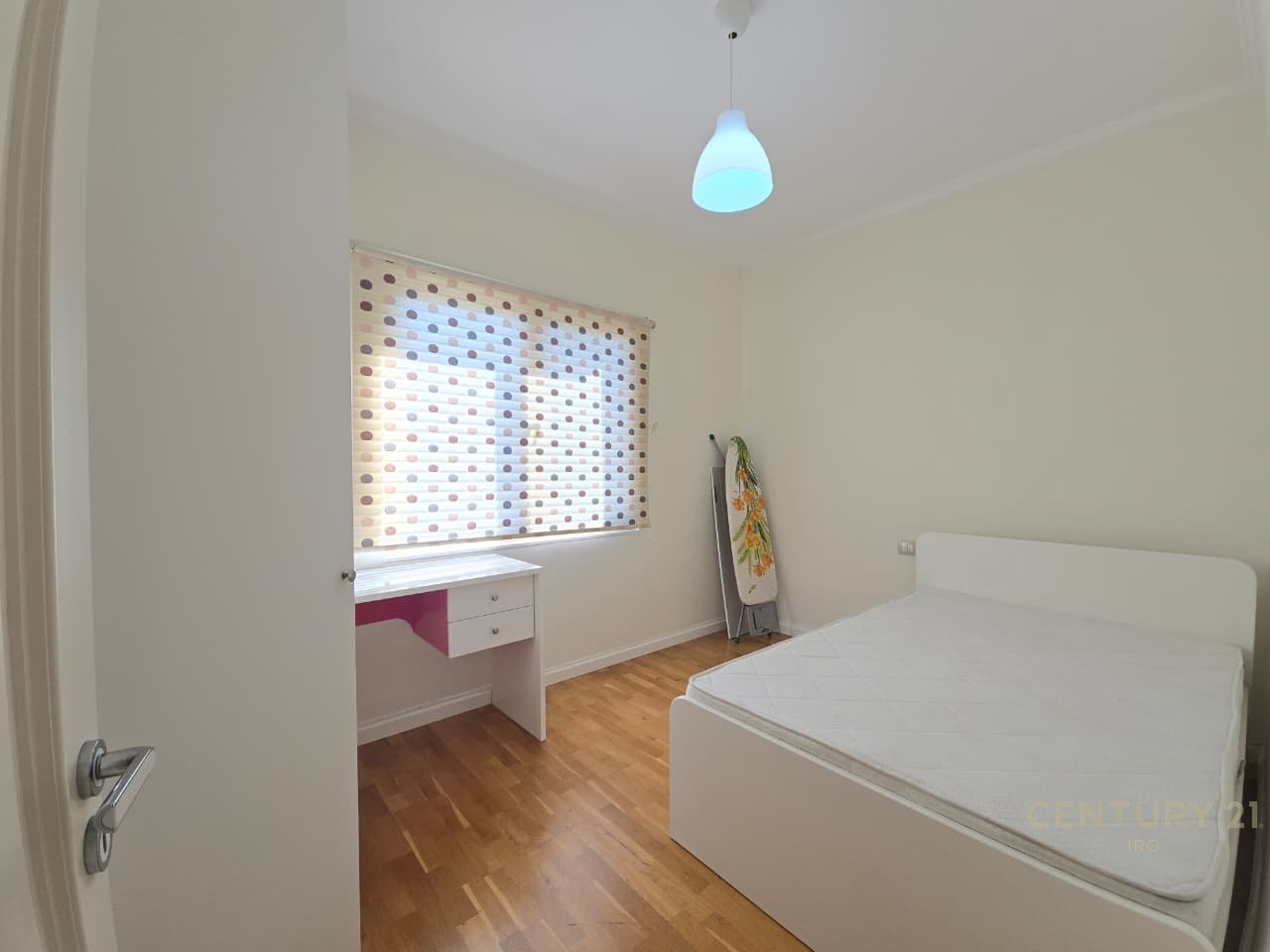 PENTHOUSE PER SHITJE PRANE LIQENIT TE THATE!