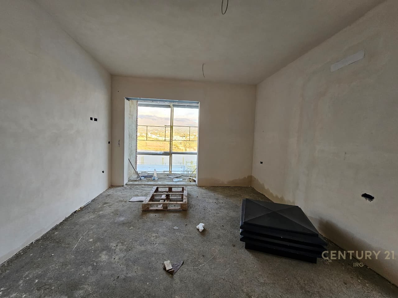 Vile me pishine ne Swan Lake Residence!