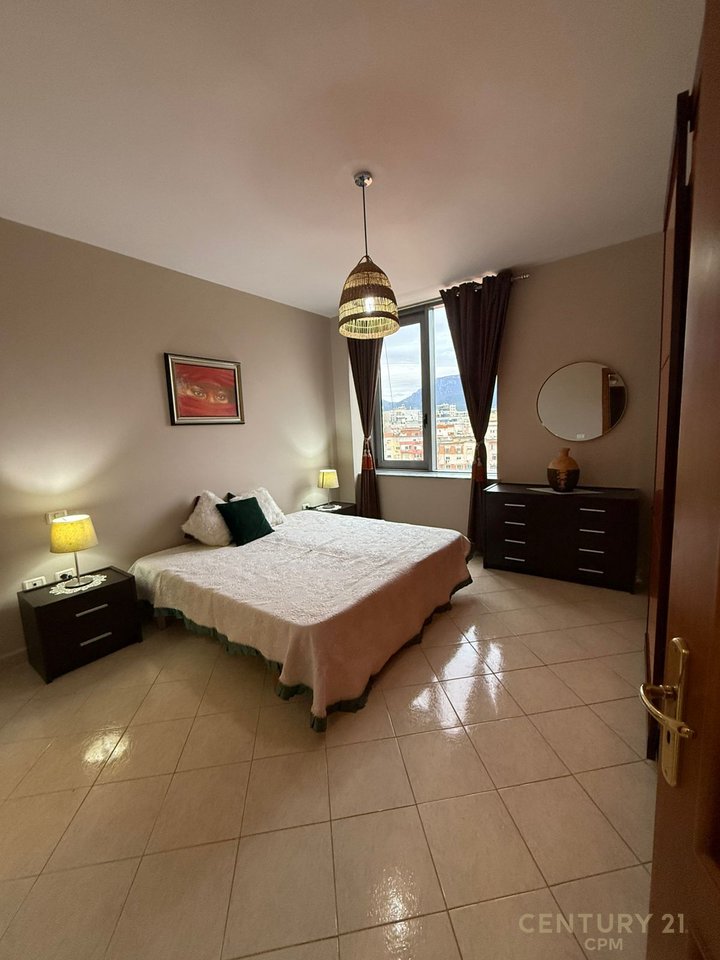 Exclusive in the heart of Tirana – 2+1 apartment for rent opposite Toptani!