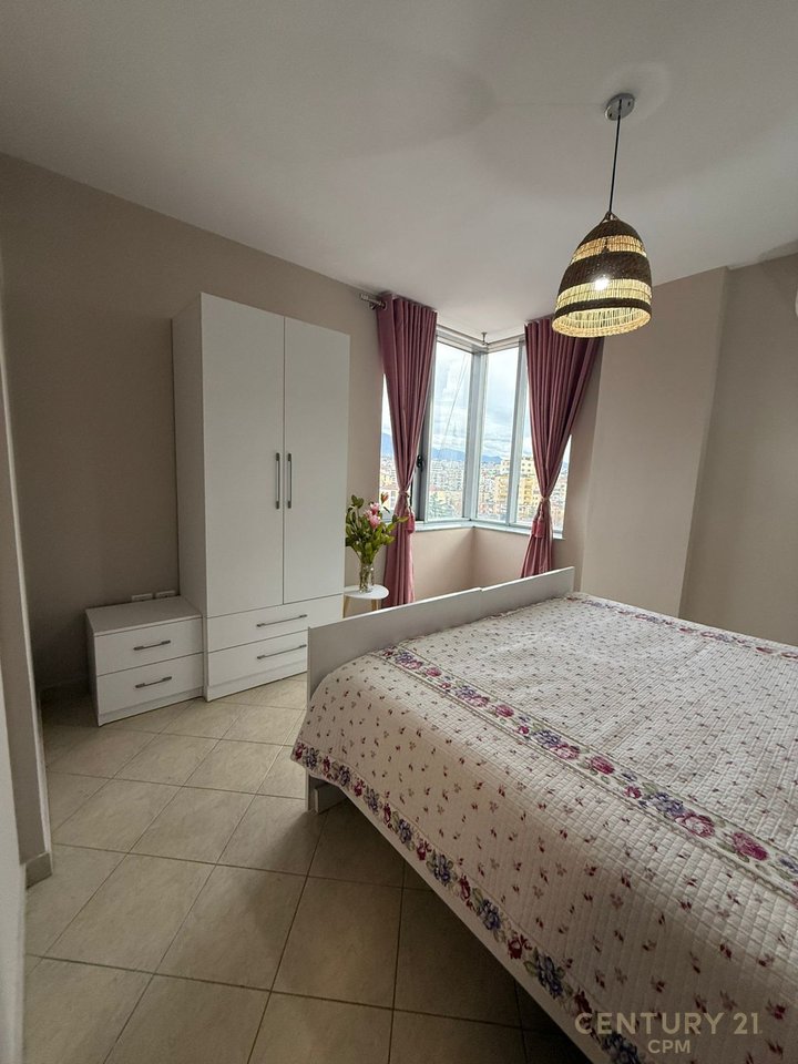 Exclusive in the heart of Tirana – 2+1 apartment for rent opposite Toptani!