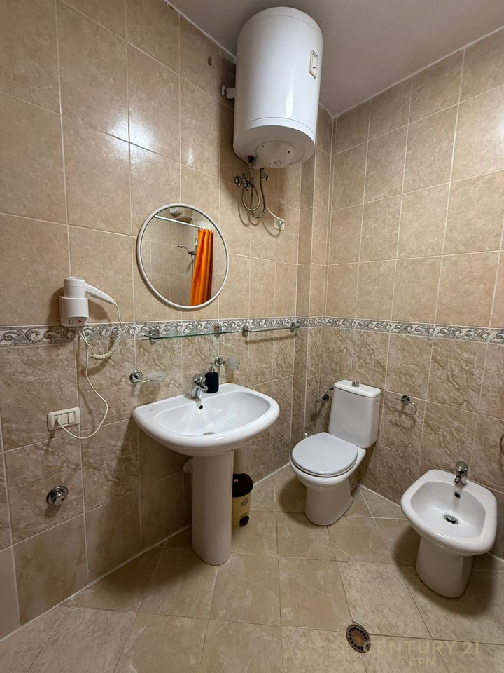 Exclusive in the heart of Tirana – 2+1 apartment for rent opposite Toptani!