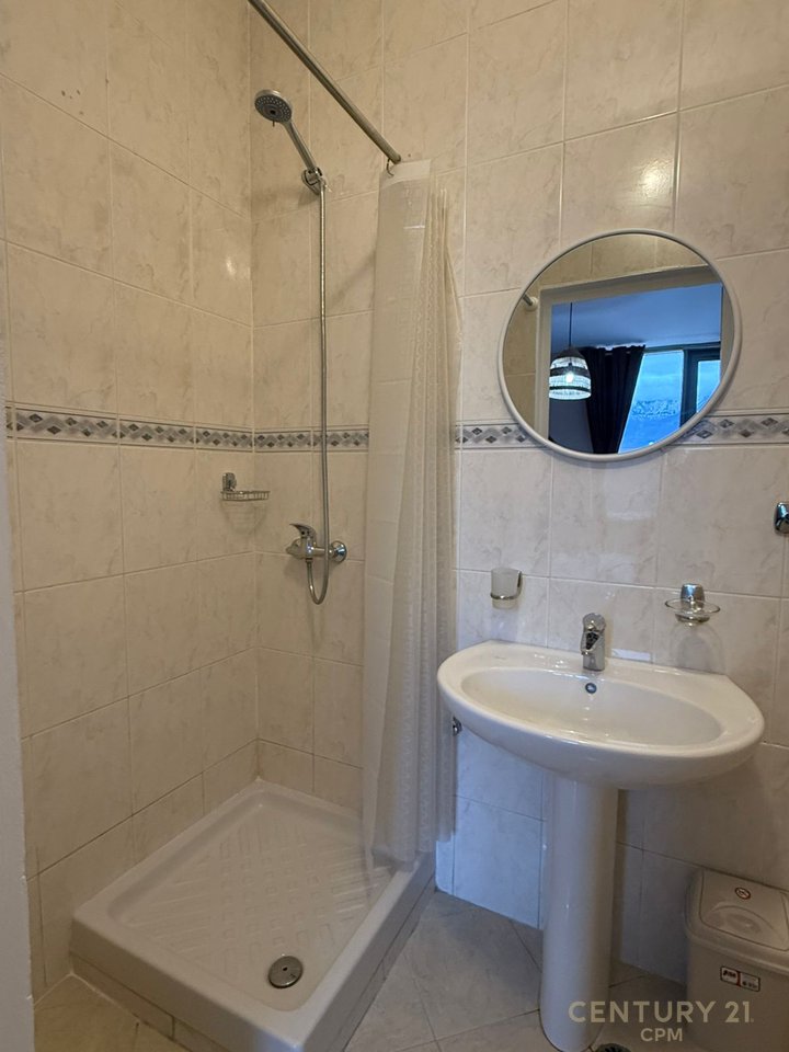 Exclusive in the heart of Tirana – 2+1 apartment for rent opposite Toptani!