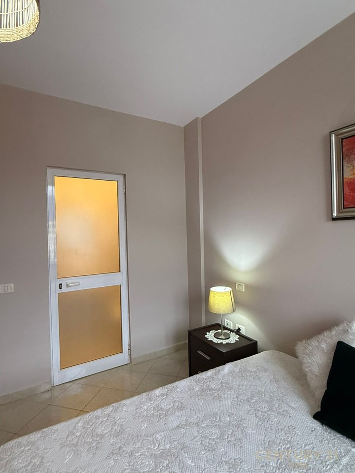 Exclusive in the heart of Tirana – 2+1 apartment for rent opposite Toptani!