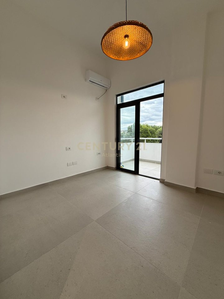2+1 Apartment For Sale in Mali i Robit, Durrës - 200000€ | 156 m²