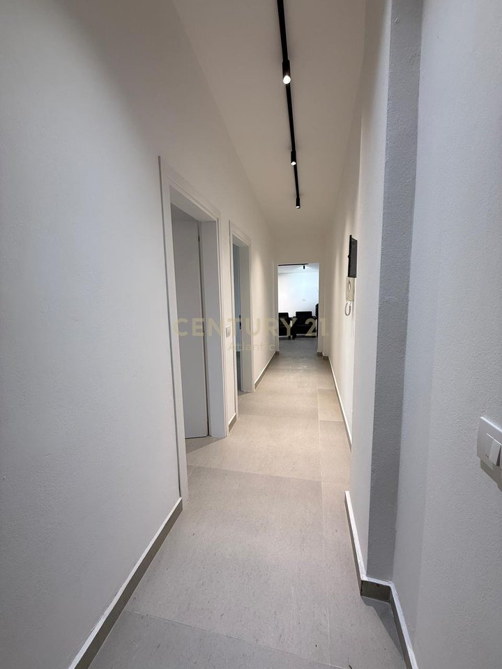 2+1 Apartment For Sale in Mali i Robit, Durrës - 200000€ | 156 m²