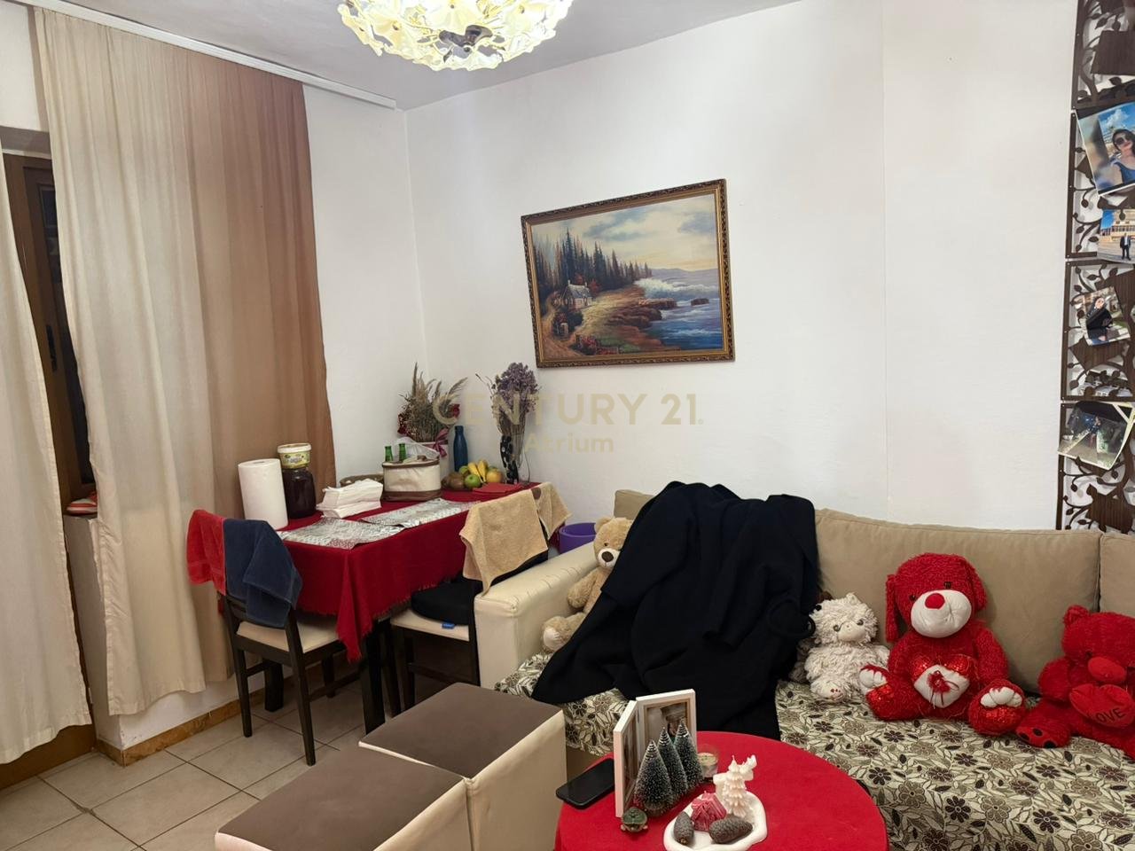 Shitet Apartament 1+1 te Mine Peza!