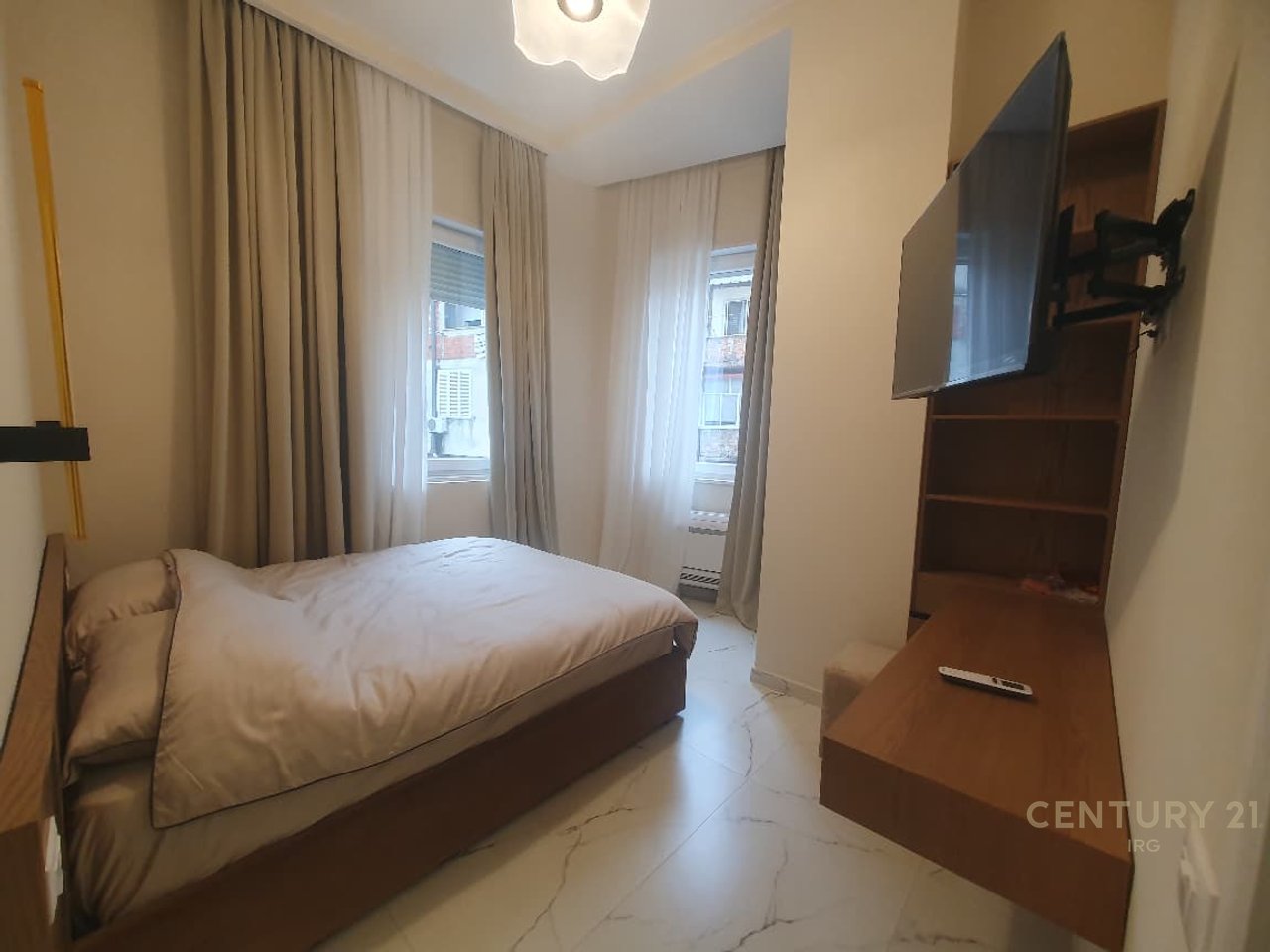 APARTAMENT 2+1 PER QIRA TE 'DONIKA CENTER'!