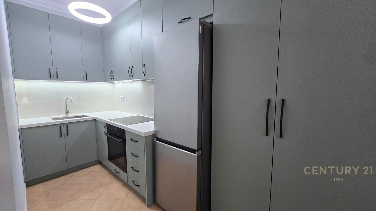 JEPET ME QIRA APARTAMENT 2+1 TE RRUGA KAVAJES!