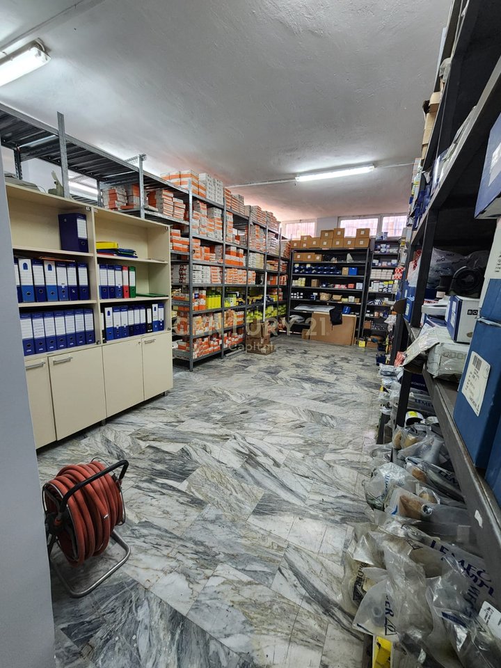 Business premises for rent, on Dritan Hoxha Main Street, Lapraka - 187 m²