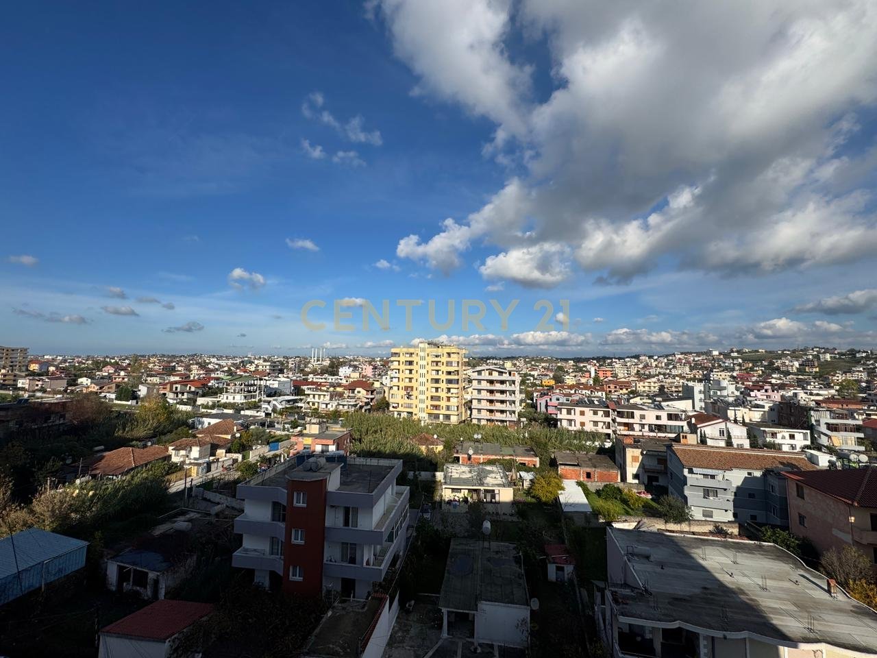 Appartamento 2+1 in vendita a Beach Railway, Durrës