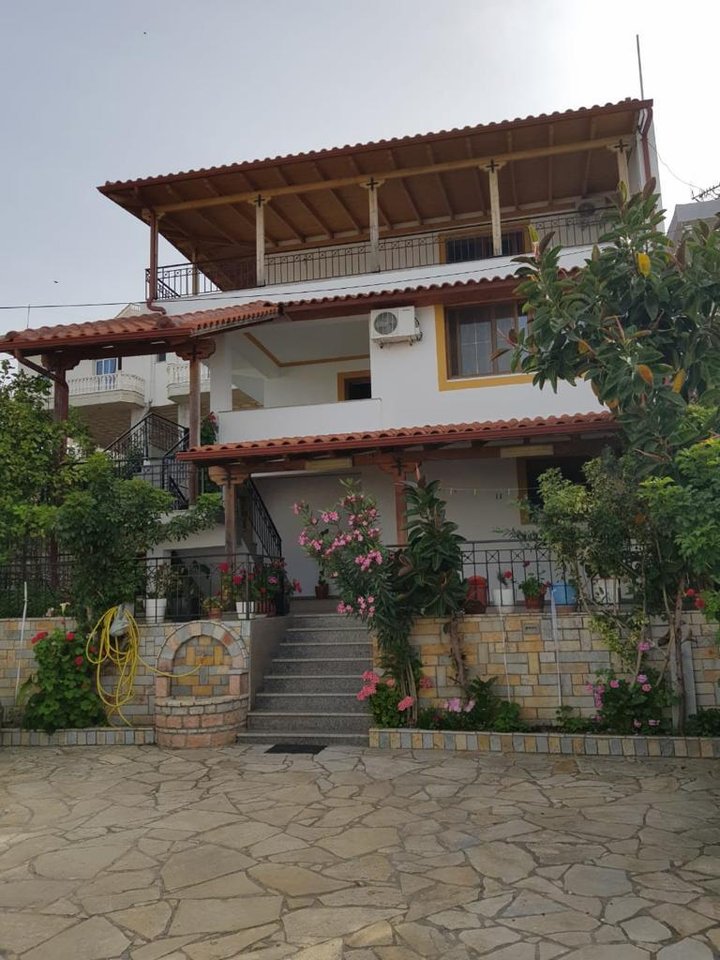 SARANDE, SHESIM VILE 3-KATESHE ME PAMJE NGA DETI