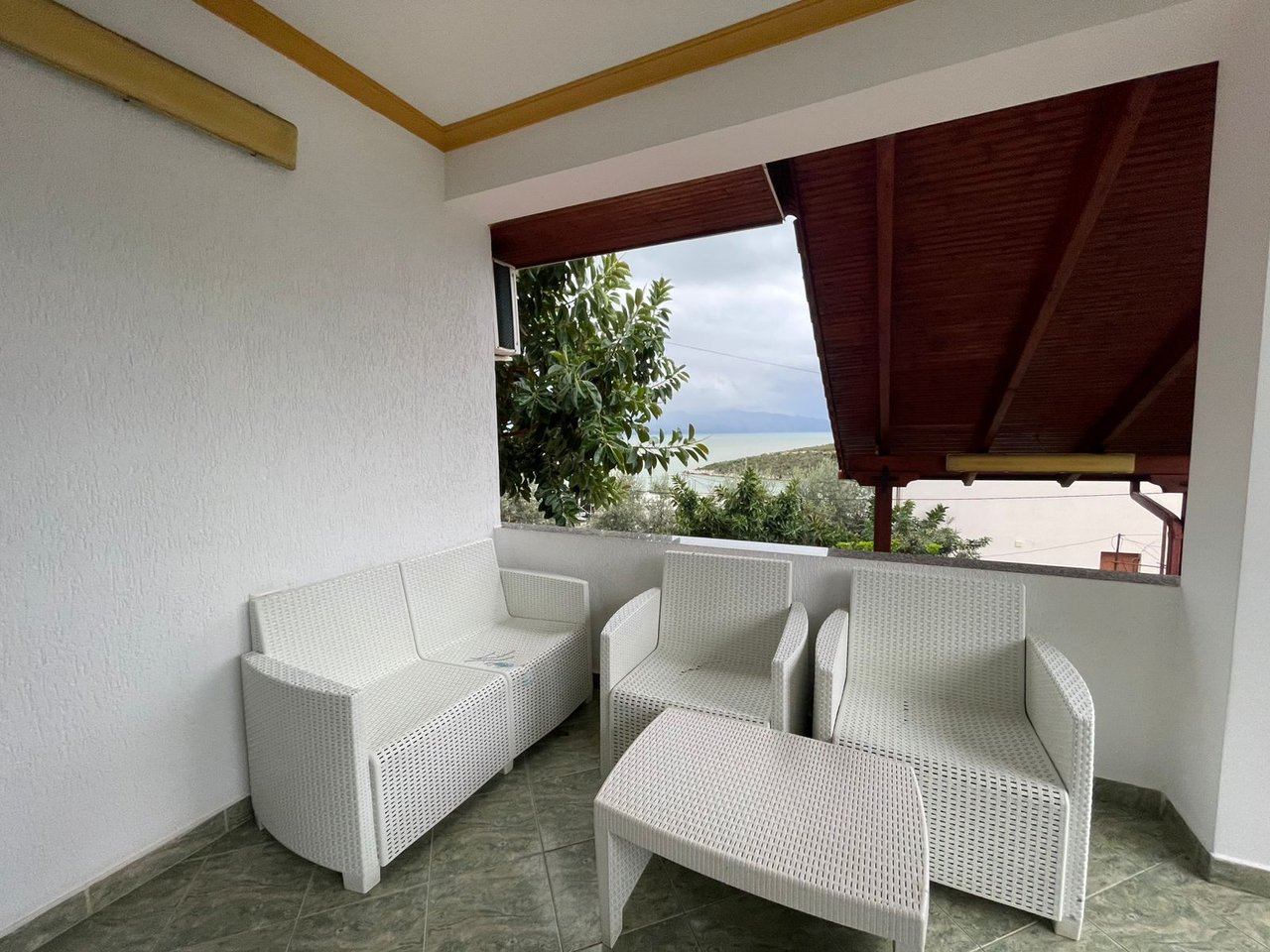 SARANDE, SHESIM VILE 3-KATESHE ME PAMJE NGA DETI