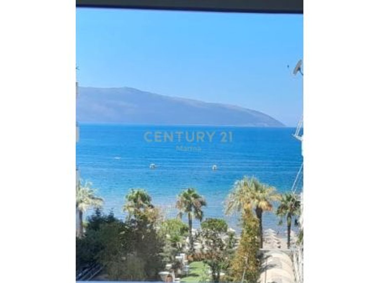 APARTAMENT 1+1 PER QIRA,NE LUNGOMARE!