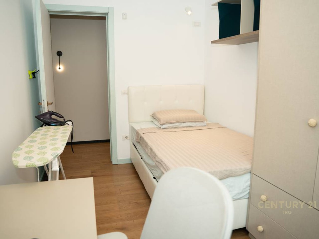APARTAMENT 3+1 TEK STADIUMI DINAMO!!