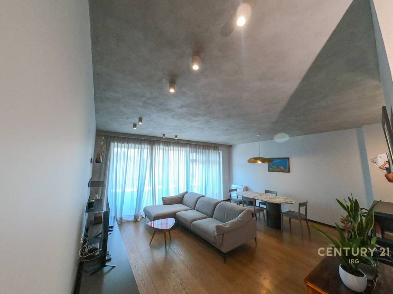 APARTAMENT 3+1 TEK STADIUMI DINAMO!!