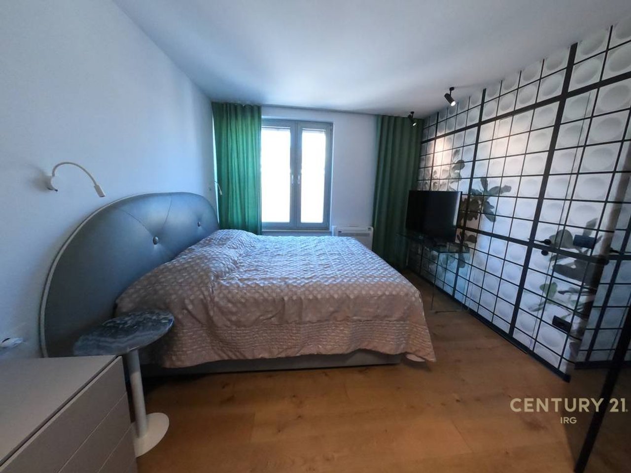 APARTAMENT 3+1 TEK STADIUMI DINAMO!!