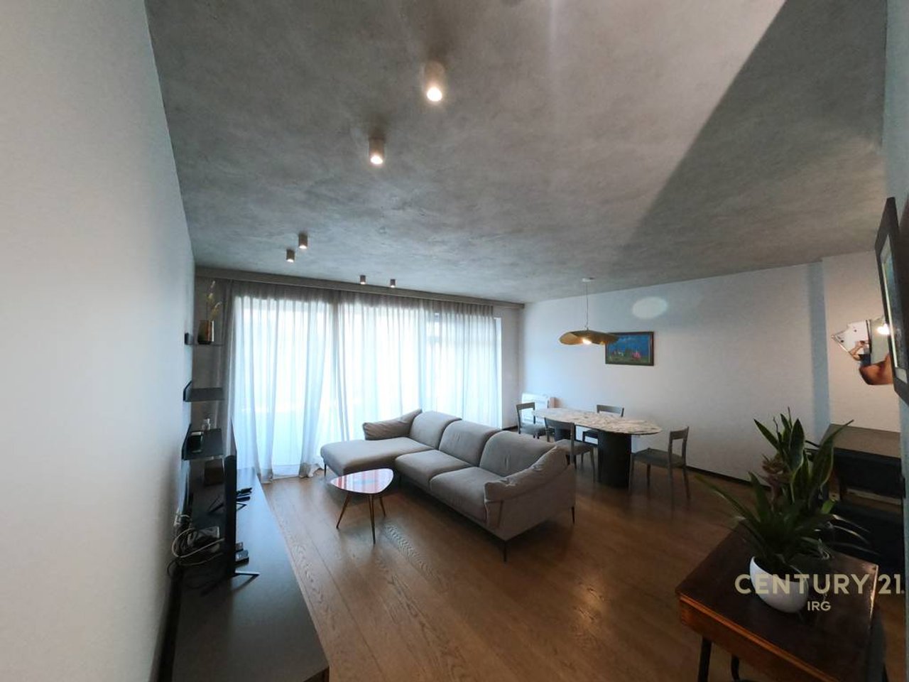 APARTAMENT 3+1 TEK STADIUMI DINAMO!!