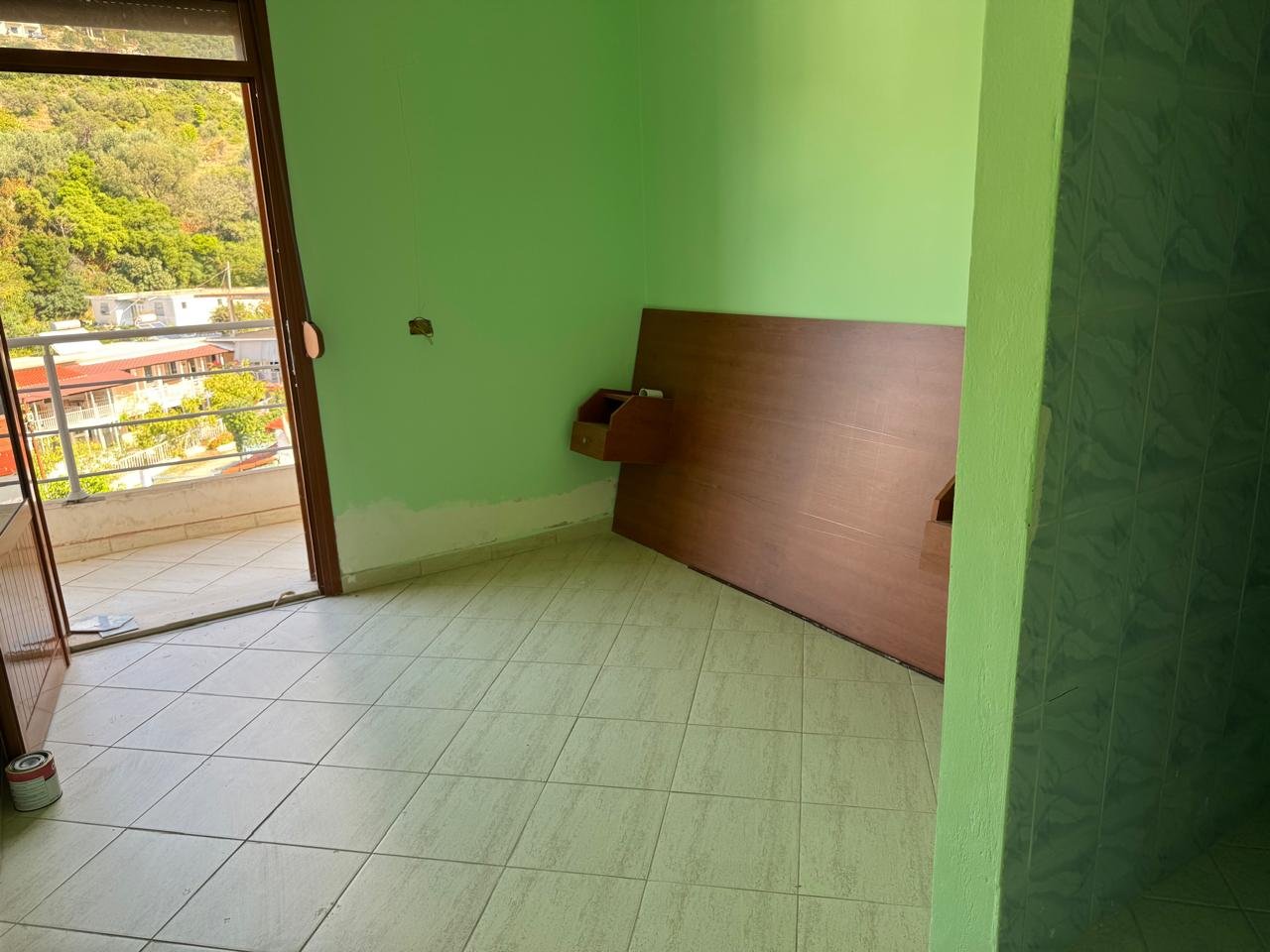 CASA SU 3 PIANI IN VENDITA, CON VISTA MARE, A COLD WATER (Progettata per hotel)!
