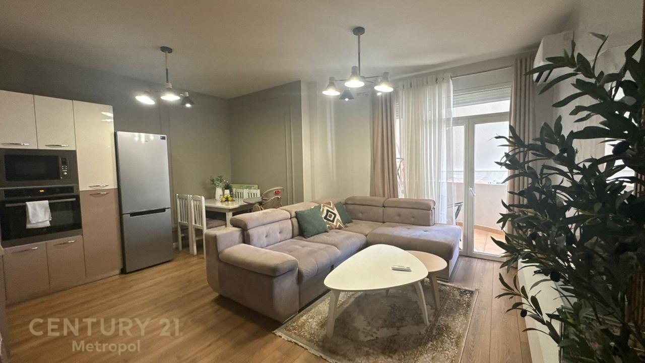 APARTMENT FOR RENT 2+1+2 IN ELBASAN STREET!
