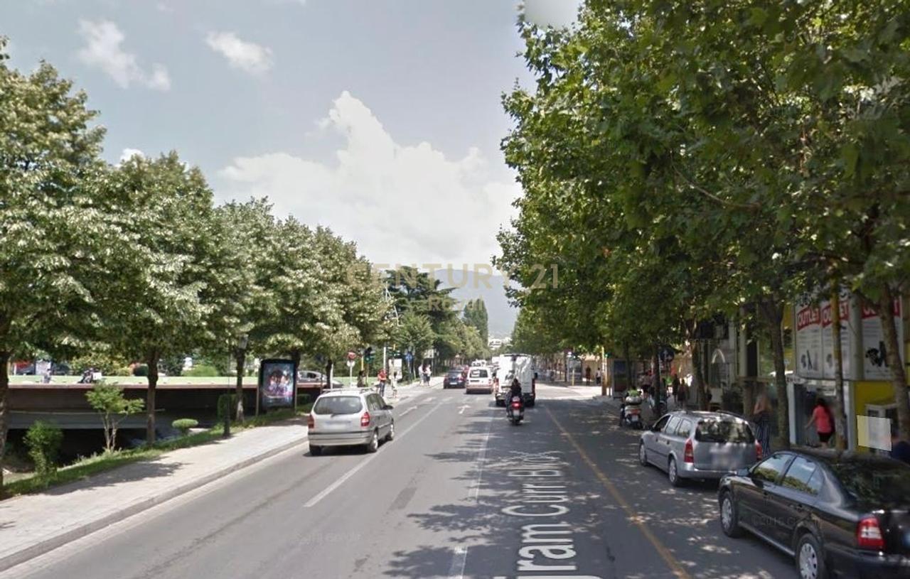 COMMERCIAL SPACE FOR SALE ON BAJRAM CURRI BOULEVARD