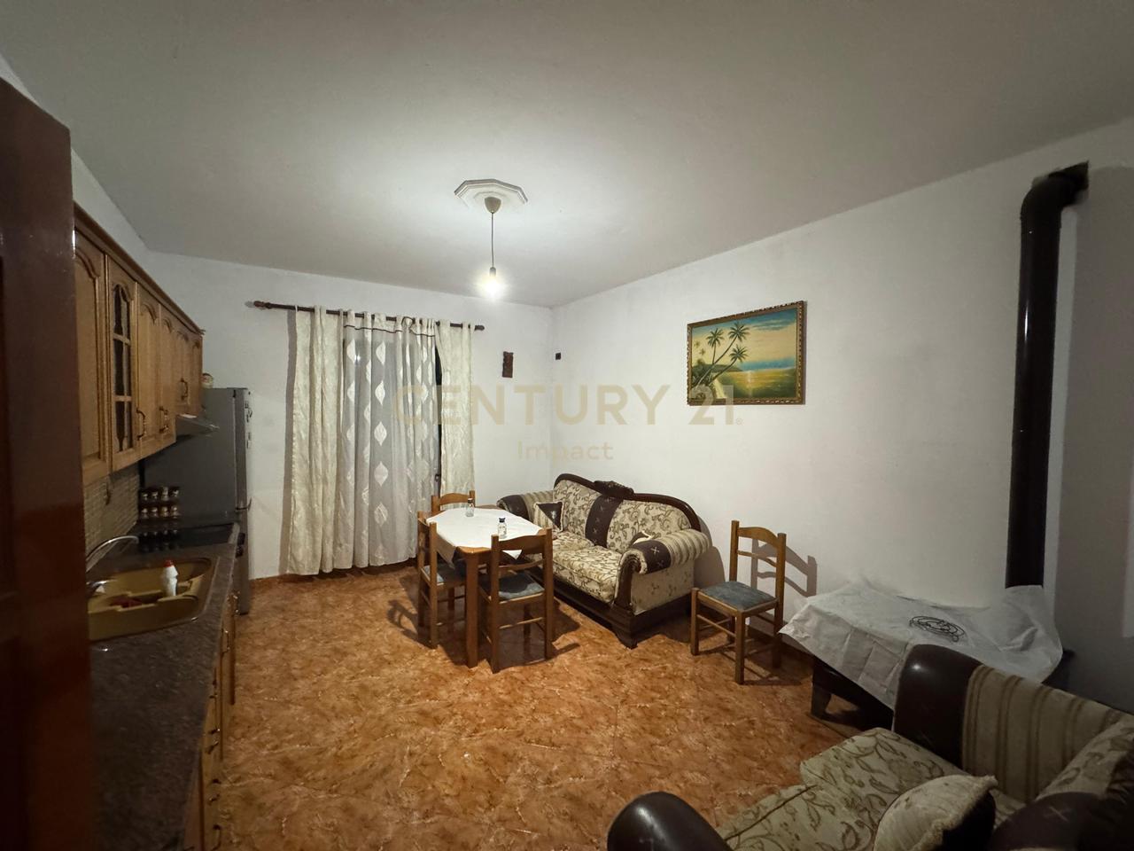Apartament 2+1 Me  ambjent gatimi të veçuar për qira Tek Bulevardi i Ri Tiranë - 450€!