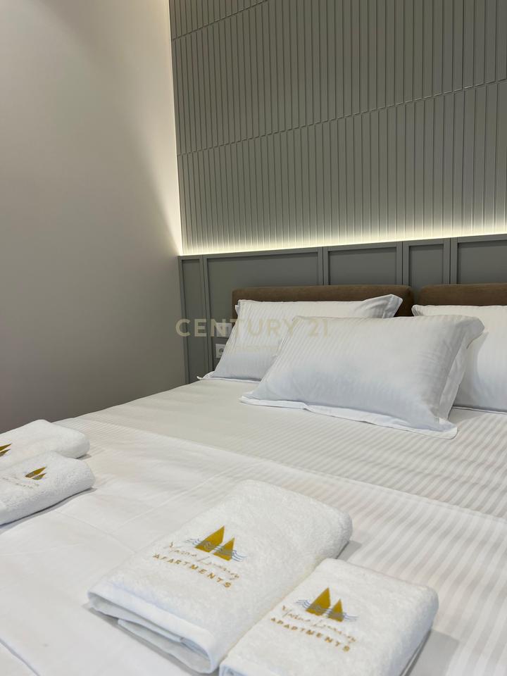 Shiten 2 Studio ne Plazh Iliria ,80 Metra larg Detit !!