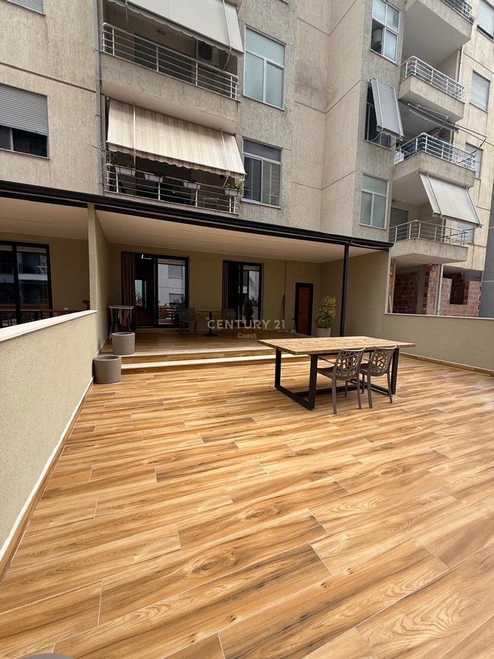 SUPER APPARTAMENTO 1+1 IN AFFITTO A "ISH KOMBINAT" VLORE!!