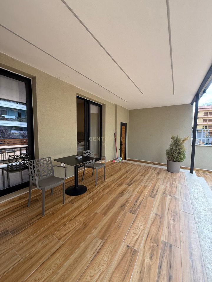 SUPER APPARTAMENTO 1+1 IN AFFITTO A "ISH KOMBINAT" VLORE!!