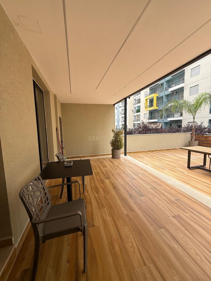 SUPER APPARTAMENTO 1+1 IN AFFITTO A "ISH KOMBINAT" VLORE!!