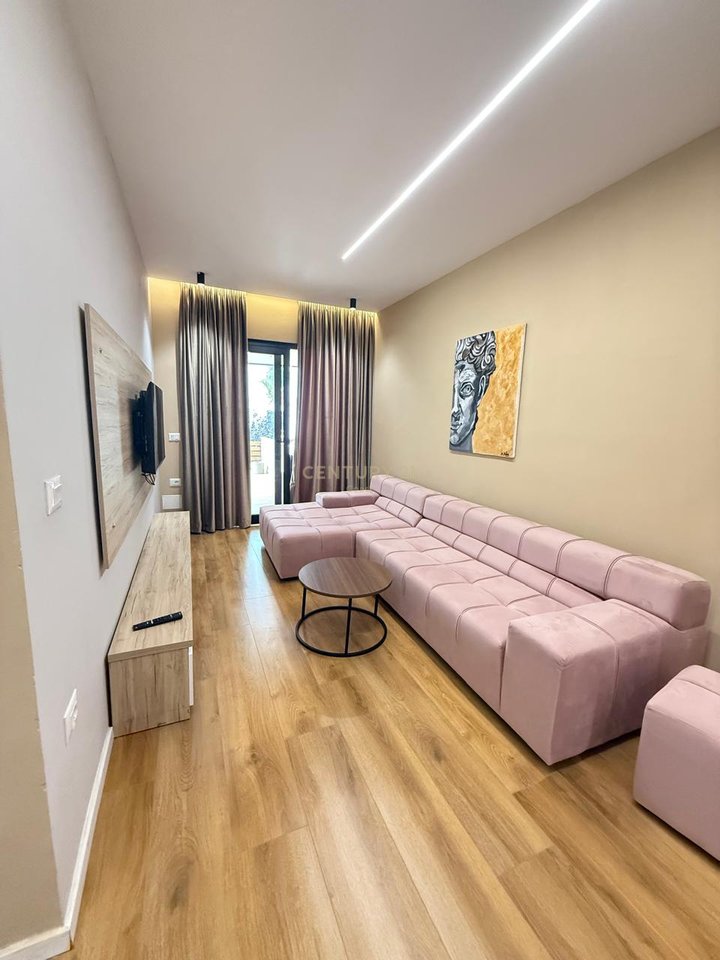 SUPER APPARTAMENTO 1+1 IN AFFITTO A "ISH KOMBINAT" VLORE!!