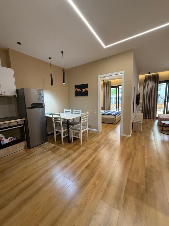 SUPER APPARTAMENTO 1+1 IN AFFITTO A "ISH KOMBINAT" VLORE!!