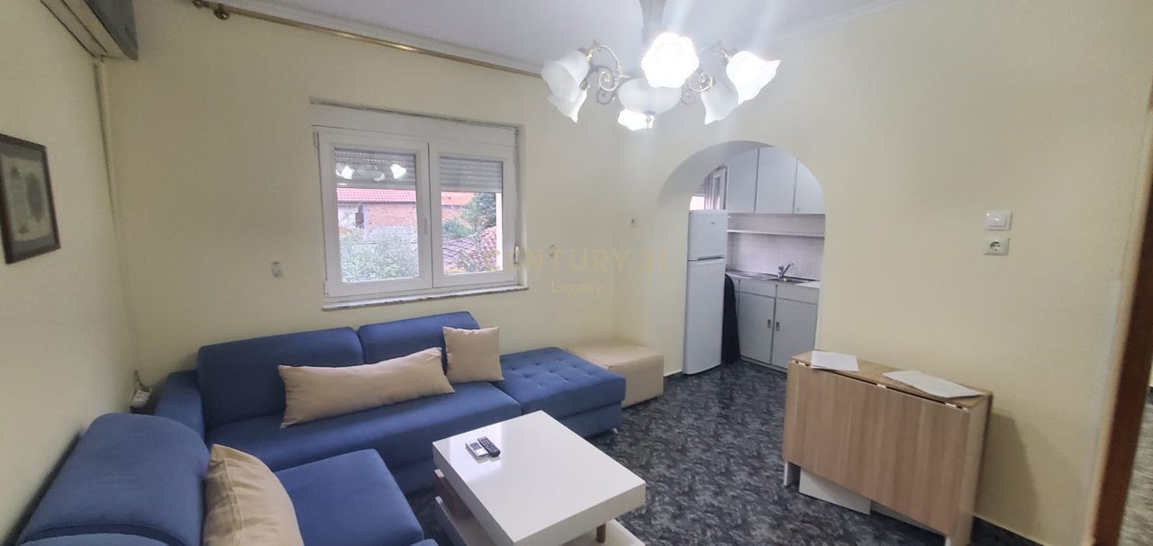 In Affitto 2+1+Parcheggio in Via Fortuzi