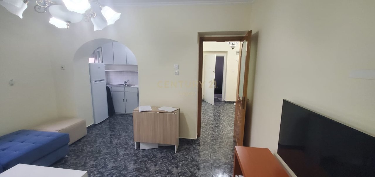 In Affitto 2+1+Parcheggio in Via Fortuzi