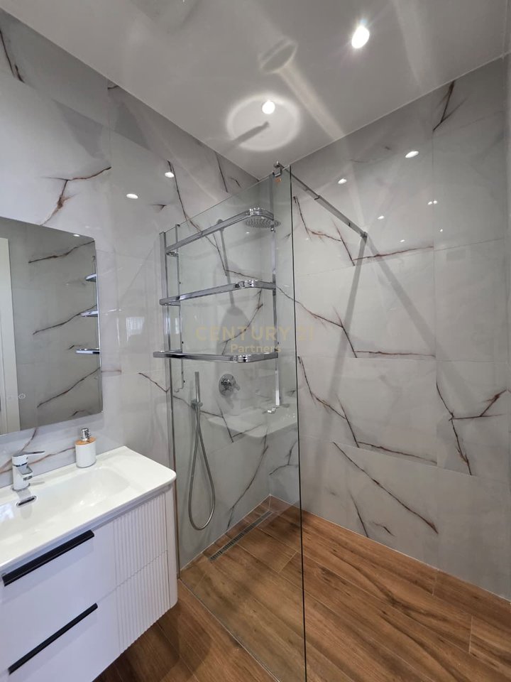 Apartament 2+1+2 Me Qira në Rrugën Mine Peza, Tiranë - 1000€ | 90 m²
 (i gatshëm për AirBnB)