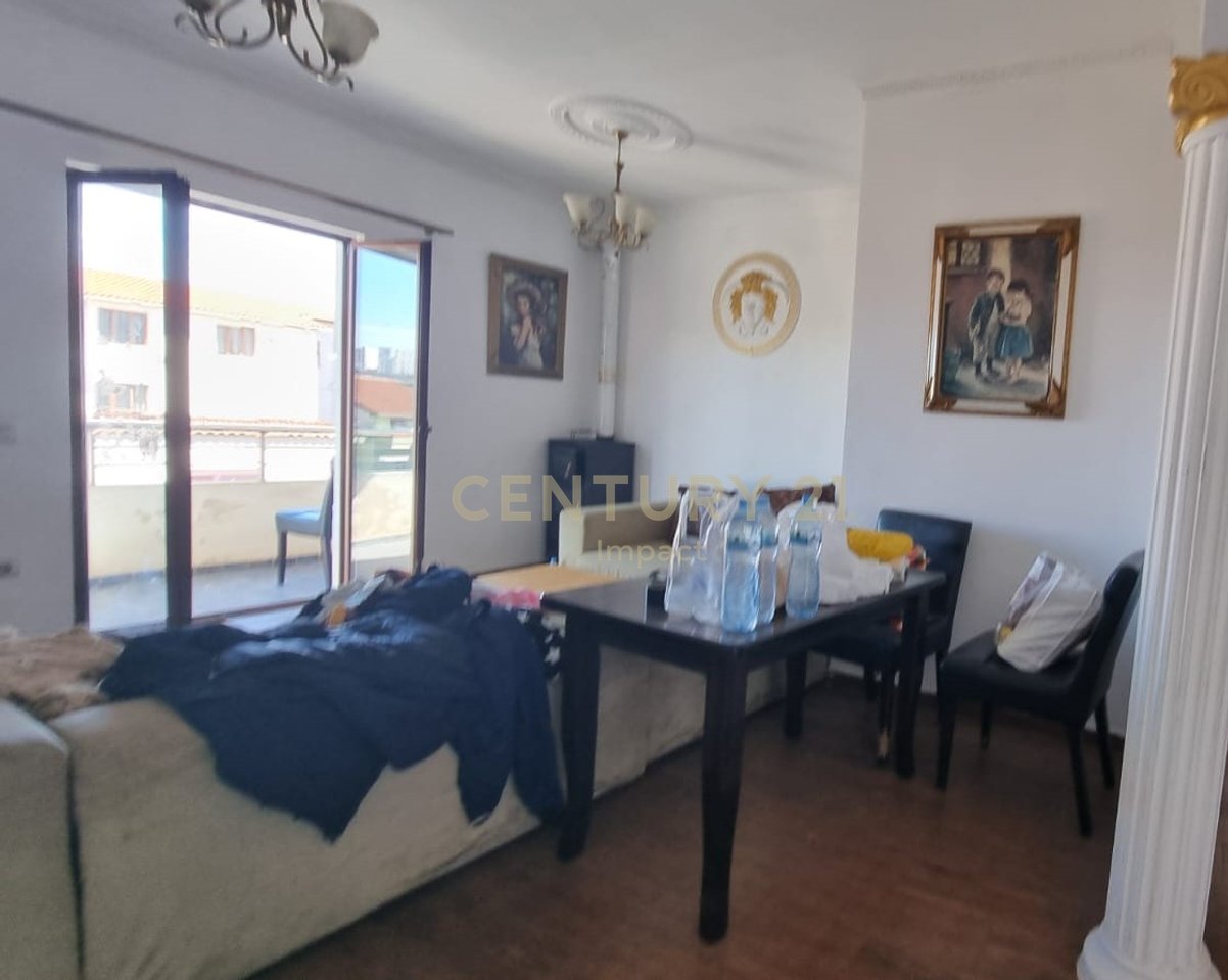 Vilë  Në Shitje në Allias, Shkolla e Bashkuar, Tiranë - 590,000€!