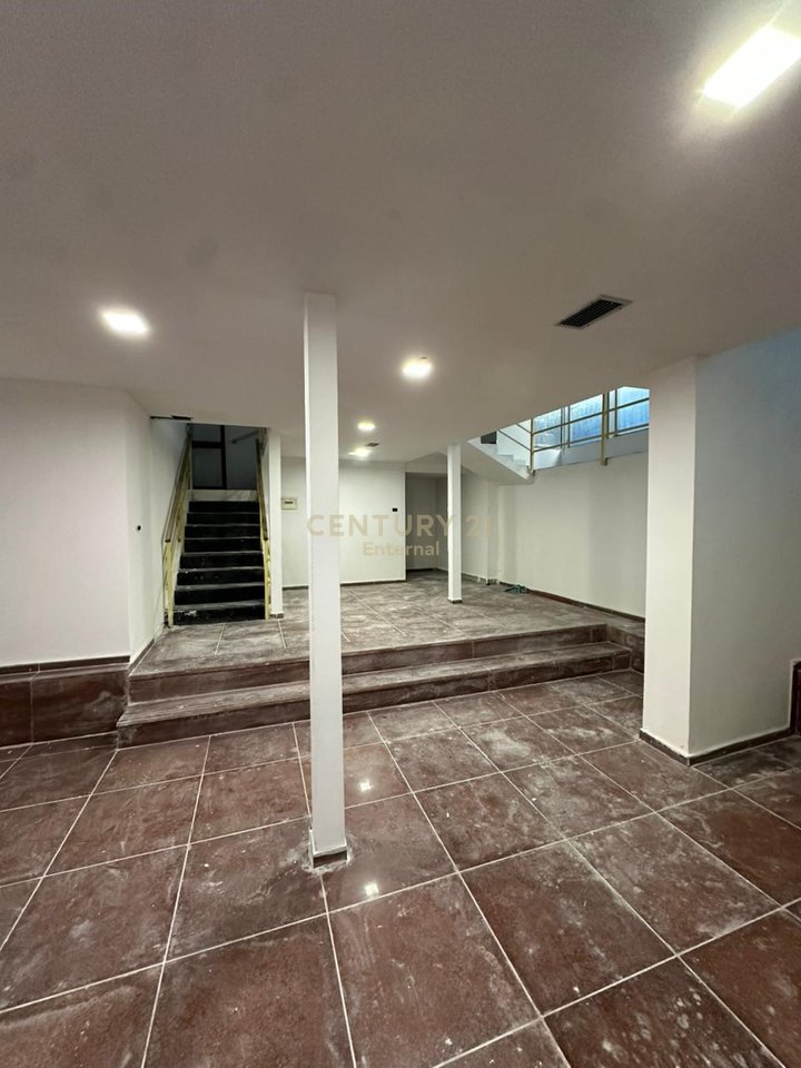 Commercial Space for Sale near the Ballet School