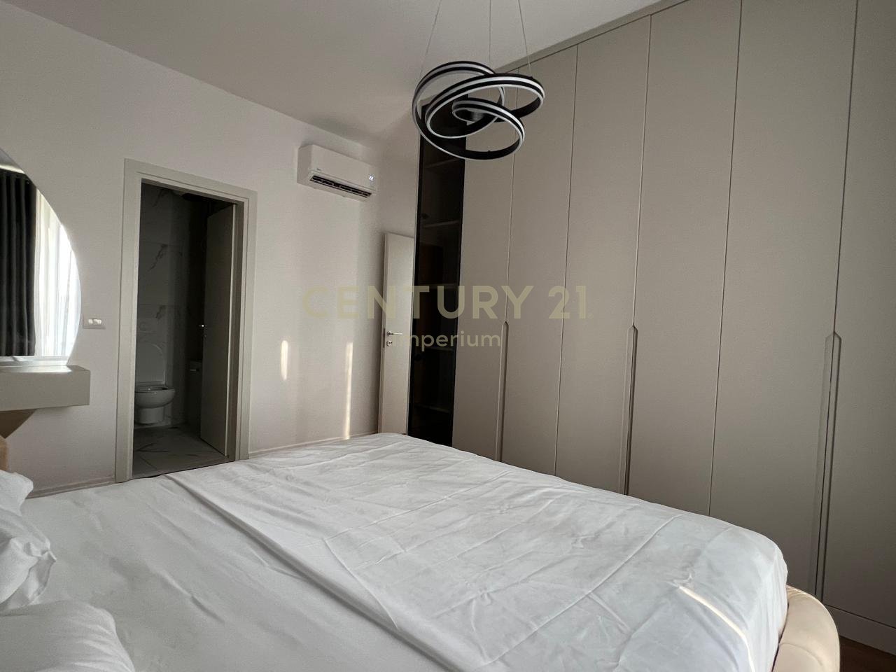 Appartamento moderno 2+1 in affitto in via Jordan Misja