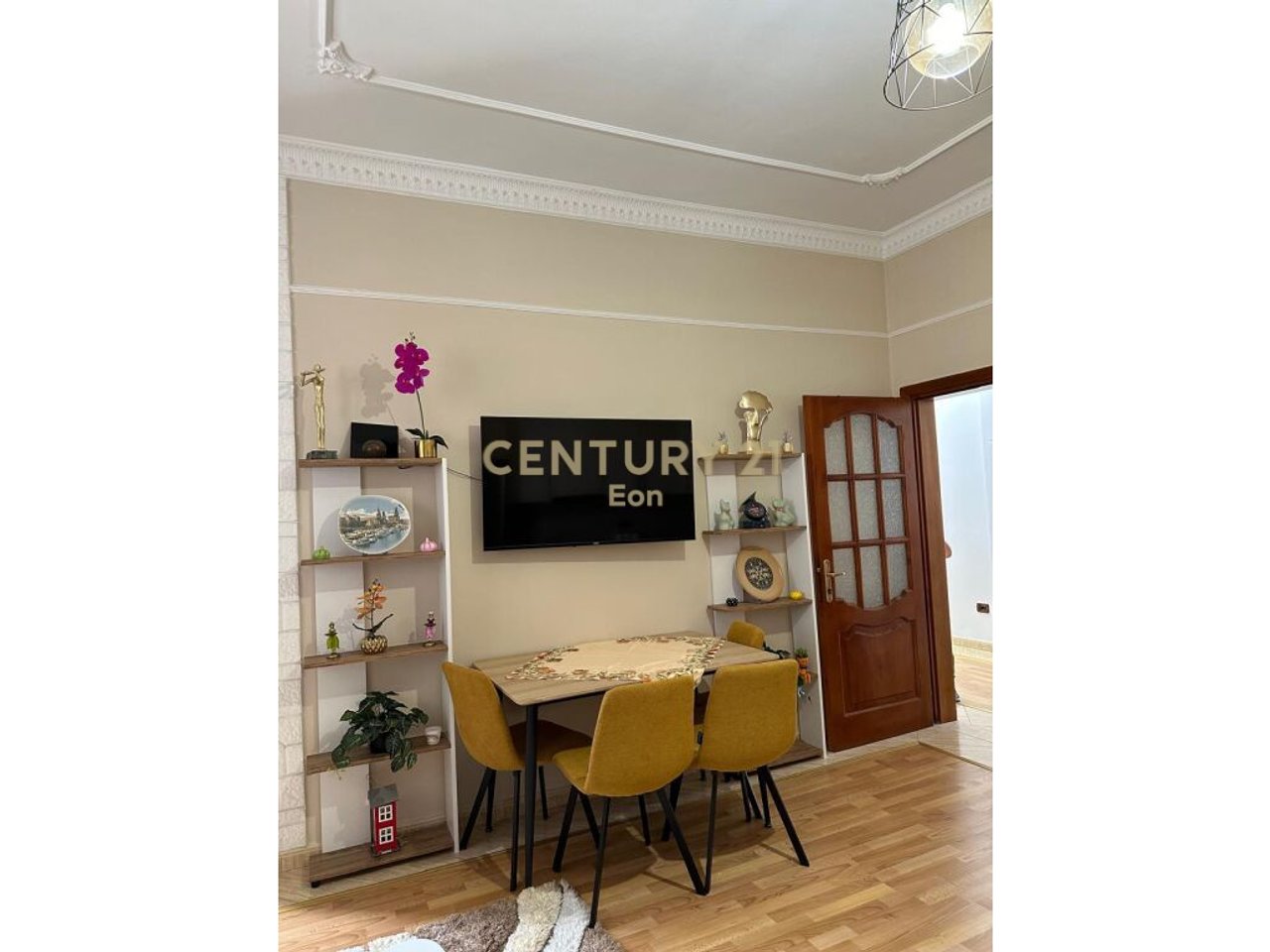 JEPET ME QERA PAPAFINGO 2+1+GARAZHD ,PRANE STADIUMIT !